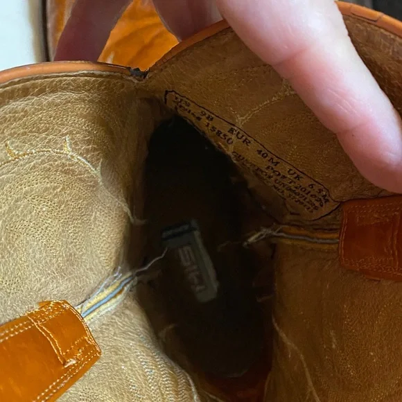 Ariat Woman’s Orange/Brown Western Distressed Square Toe Boots, Size 9. - Picture 15 of 16